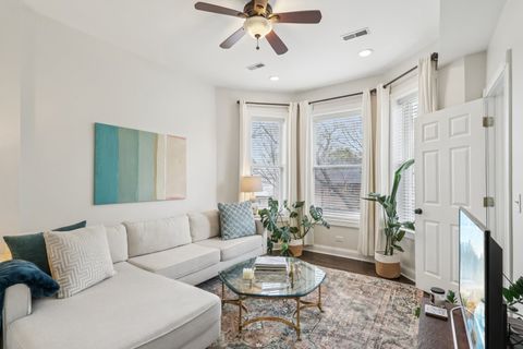 Tiny photo for 1712 N Washtenaw Avenue #2F, Chicago, IL 60647 (MLS # 12620685)