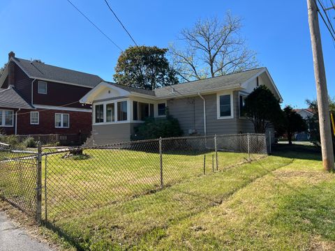 Tiny photo for 245 N Main Street, Crystal Lake, IL 60014 (MLS # 12507694)