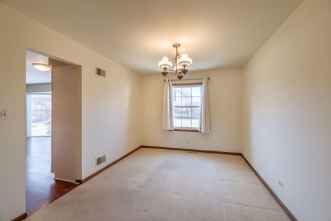 Tiny photo for 1418 S Princeton Avenue, Arlington Heights, IL 60005 (MLS # 12591823)