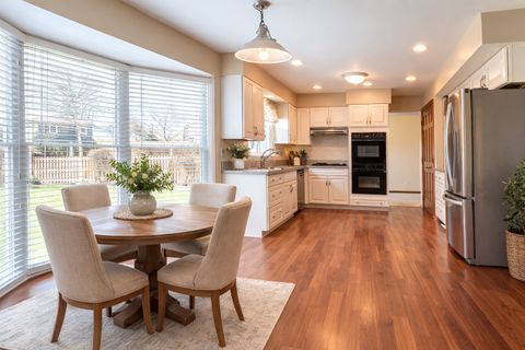 Tiny photo for 1418 S Princeton Avenue, Arlington Heights, IL 60005 (MLS # 12591823)