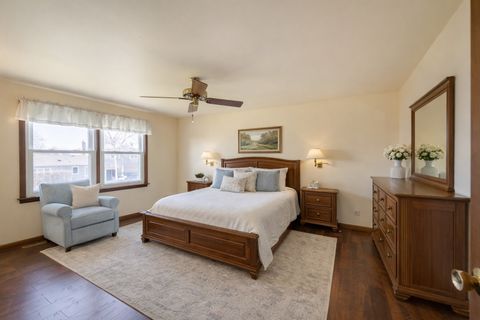 Tiny photo for 1418 S Princeton Avenue, Arlington Heights, IL 60005 (MLS # 12591823)