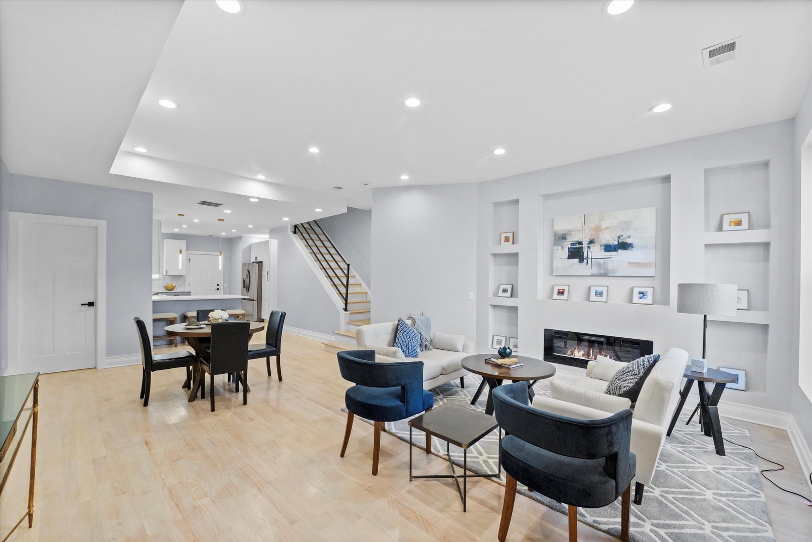 133 N Mozart Street