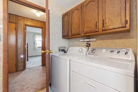 Tiny photo for 5547 Fairway Drive, Crestwood, IL 60418 (MLS # 12665288)