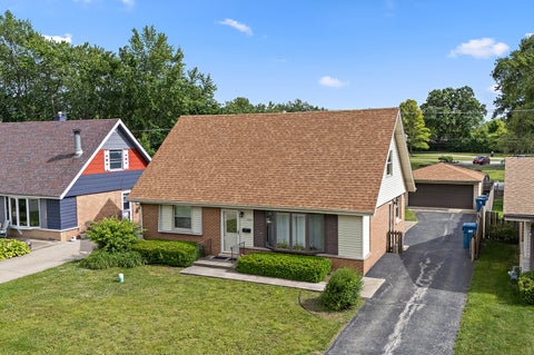 Photo of 5547 Fairway Drive, Crestwood, IL 60418 (MLS # 12665288)
