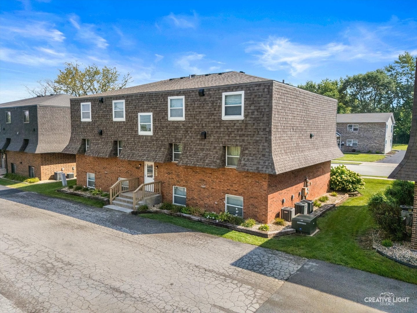 1119 Elizabeth Court