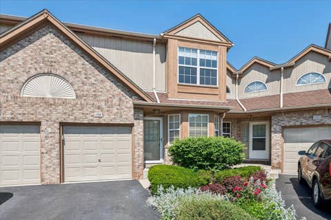 Photo of 157 Louise Court #157, Wood Dale, IL 60191 (MLS # 12690240)