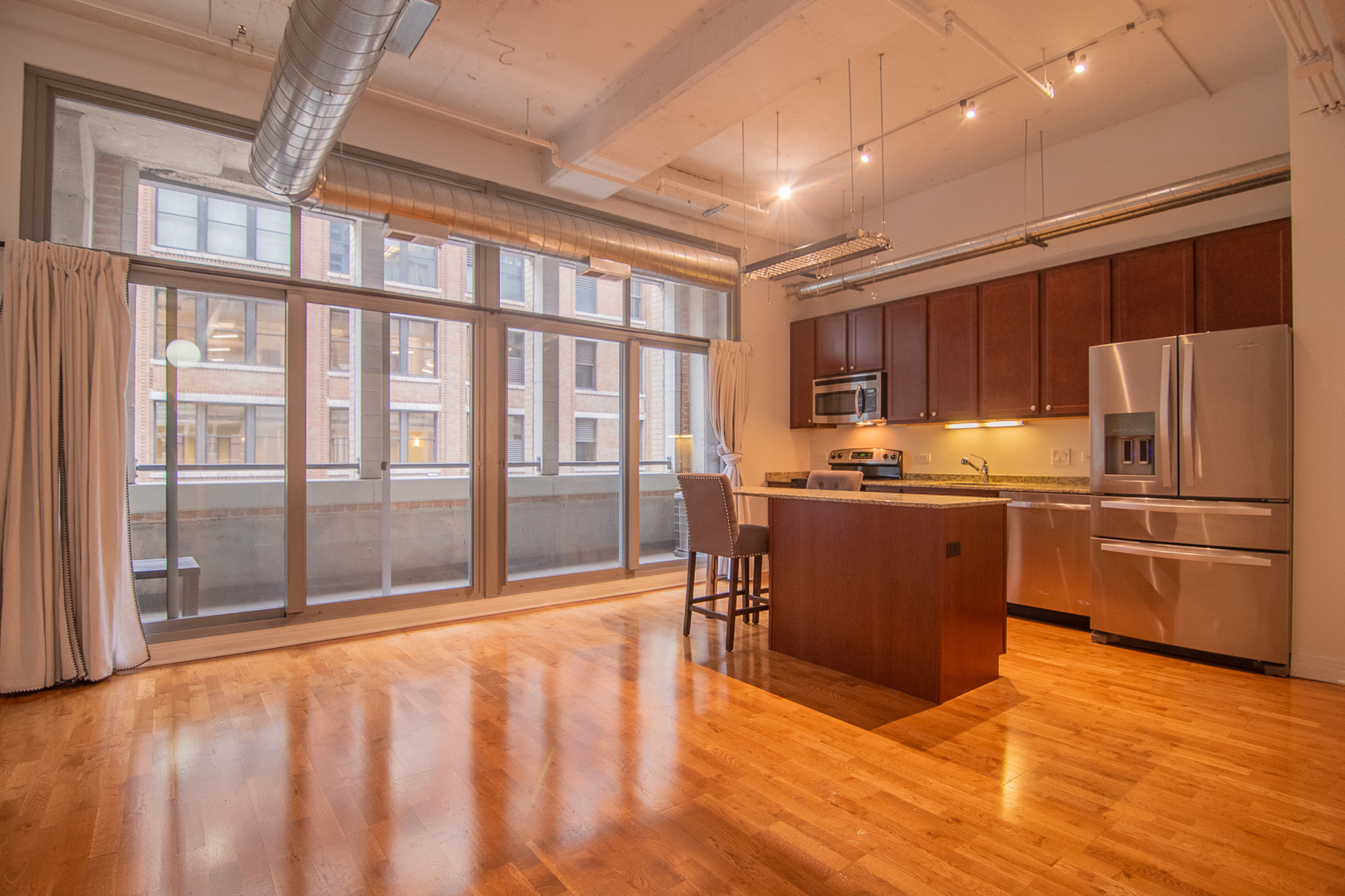 565 W Quincy Street 510
