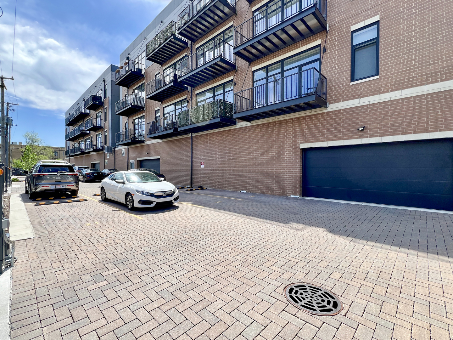 4149 S Cottage Grove Avenue 209