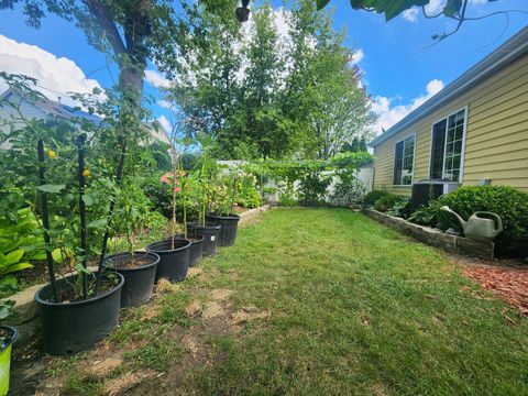 Tiny photo for 1520 Trescott Street, Mundelein, IL 60060 (MLS # 12459946)