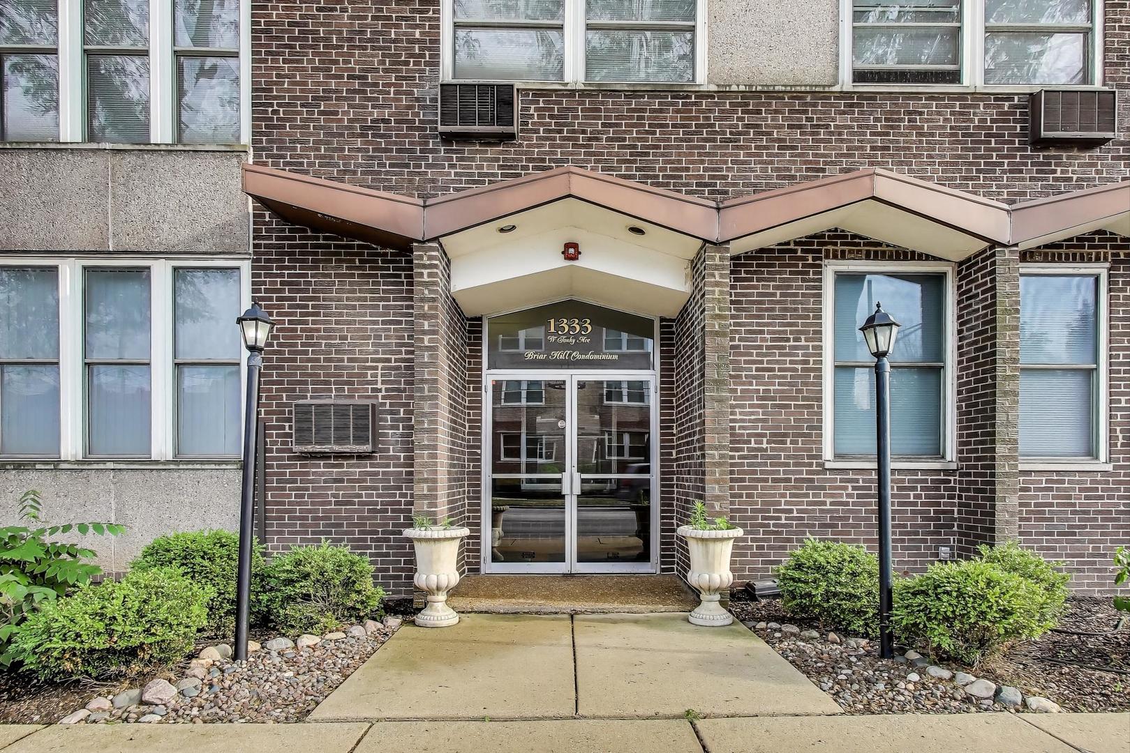 1333 W Touhy Avenue 102