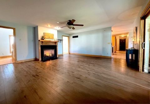 Tiny photo for 410 W Sangamon Street, Fisher, IL 61843 (MLS # 12616932)