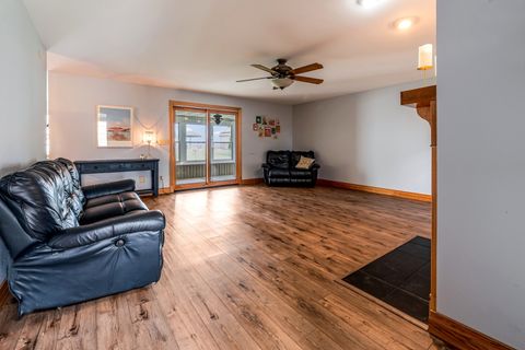 Tiny photo for 410 W Sangamon Street, Fisher, IL 61843 (MLS # 12616932)