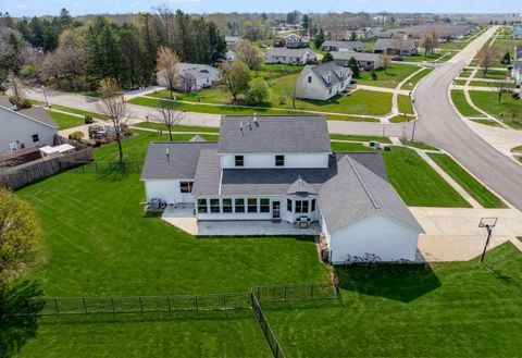 Tiny photo for 410 W Sangamon Street, Fisher, IL 61843 (MLS # 12616932)