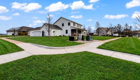 Tiny photo for 410 W Sangamon Street, Fisher, IL 61843 (MLS # 12616932)