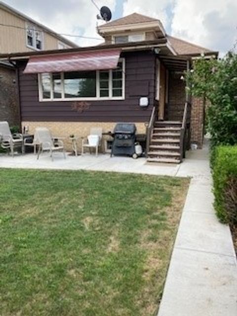 A home in Elmwood Park