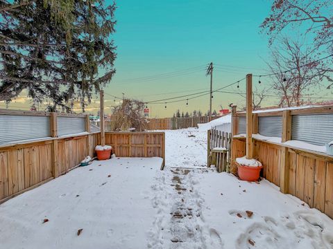 Tiny photo for 813 W Cleveland Street, Freeport, IL 61032 (MLS # 12529315)