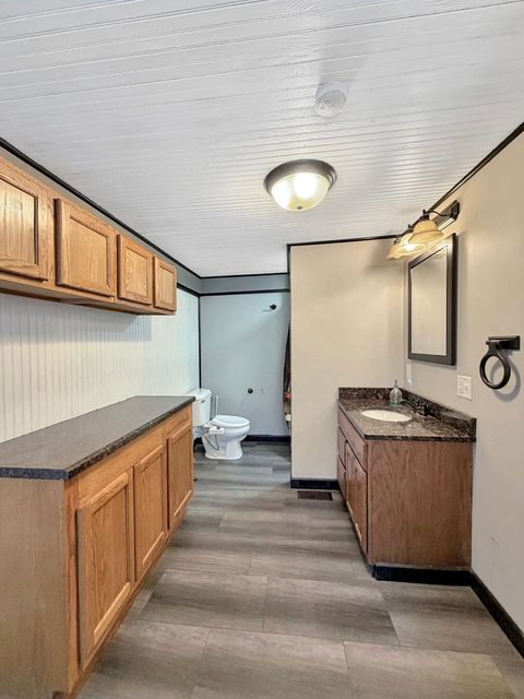 Tiny photo for 813 W Cleveland Street, Freeport, IL 61032 (MLS # 12529315)