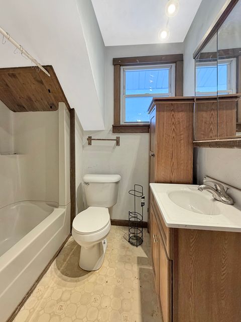 Tiny photo for 813 W Cleveland Street, Freeport, IL 61032 (MLS # 12529315)