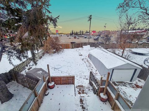 Tiny photo for 813 W Cleveland Street, Freeport, IL 61032 (MLS # 12529315)