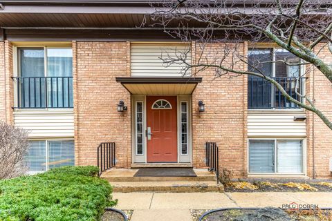 A home in Des Plaines