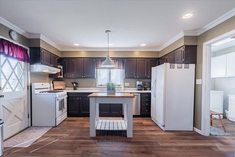 Tiny photo for 105 W School Street, Leroy, IL 61752 (MLS # 12595061)