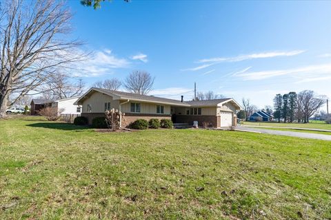 Tiny photo for 105 W School Street, Leroy, IL 61752 (MLS # 12595061)