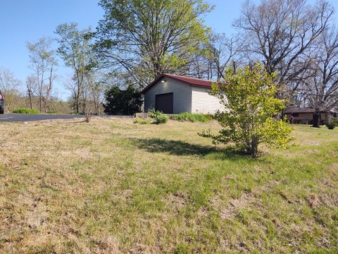 Tiny photo for 2000 St Rt 147, Vienna, IL 62995 (MLS # 12615844)