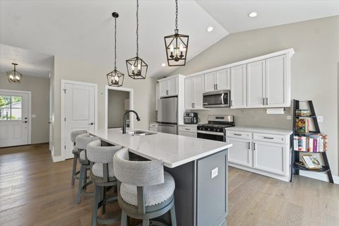 Tiny photo for 1807 E Fairfield Circle, Urbana, IL 61802 (MLS # 12407566)