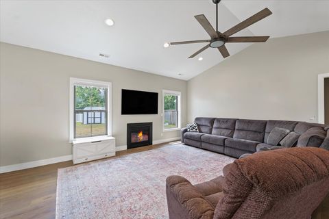 Tiny photo for 1807 E Fairfield Circle, Urbana, IL 61802 (MLS # 12407566)