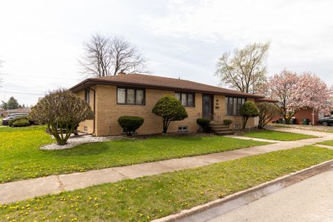 17246 Bernadine Street Lansing IL 60438