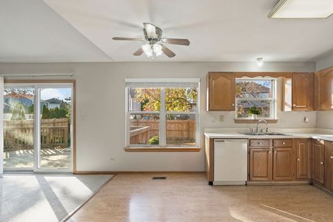 Tiny photo for 1360 Edington Lane W, Mundelein, IL 60060 (MLS # 12517743)