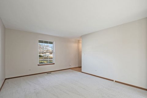 Tiny photo for 1360 Edington Lane W, Mundelein, IL 60060 (MLS # 12517743)
