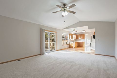 Tiny photo for 1360 Edington Lane W, Mundelein, IL 60060 (MLS # 12517743)