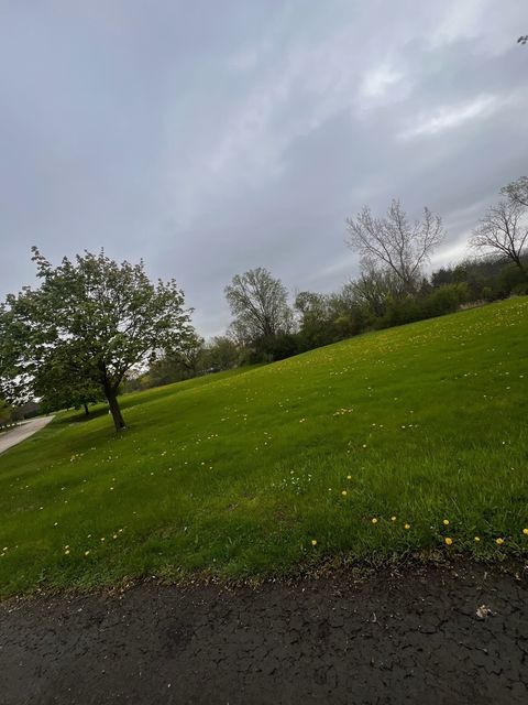 30w201 Dean Court Wayne IL 60184