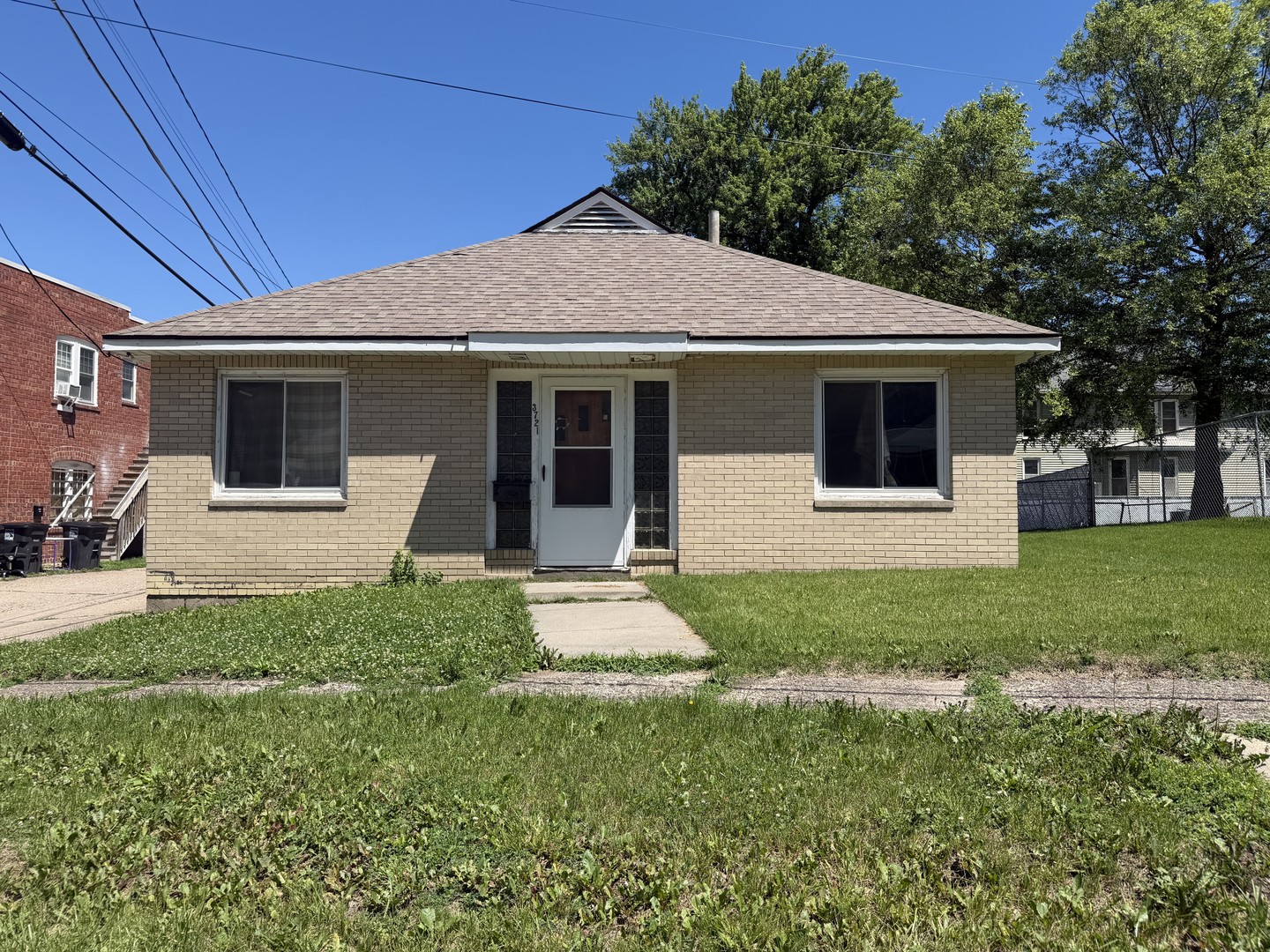 Photo 1 of 4 — 3721 5th Avenue, Moline, IL 61265