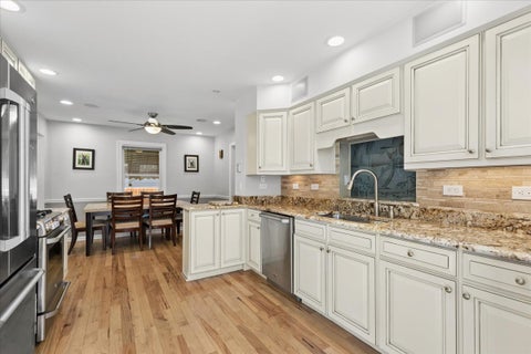 Tiny photo for 1483 Orchard Street, Des Plaines, IL 60018 (MLS # 12675238)