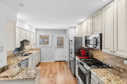 Tiny photo for 1483 Orchard Street, Des Plaines, IL 60018 (MLS # 12675238)