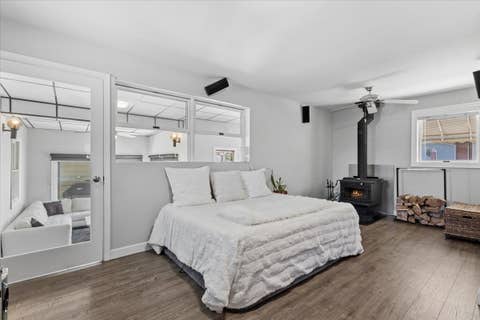 Tiny photo for 1483 Orchard Street, Des Plaines, IL 60018 (MLS # 12675238)