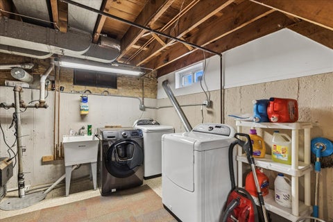 Tiny photo for 1483 Orchard Street, Des Plaines, IL 60018 (MLS # 12675238)