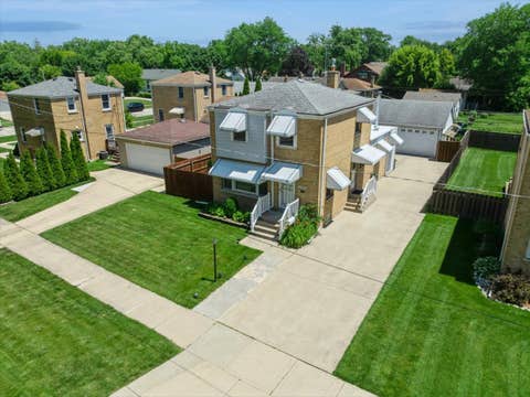 Tiny photo for 1483 Orchard Street, Des Plaines, IL 60018 (MLS # 12675238)