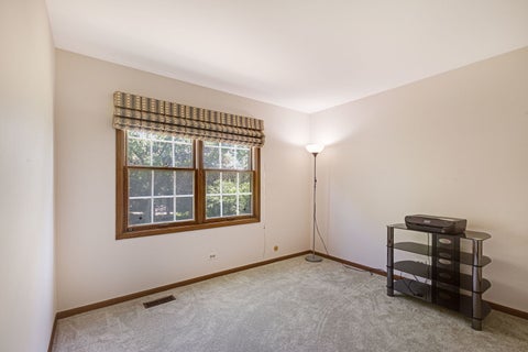 Tiny photo for 1509 Lori Lyn Lane, Northbrook, IL 60062 (MLS # 12681504)