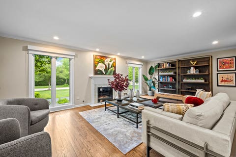Tiny photo for 150 N Suffolk Lane, Lake Forest, IL 60045 (MLS # 12680564)
