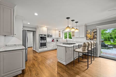 Tiny photo for 150 N Suffolk Lane, Lake Forest, IL 60045 (MLS # 12680564)