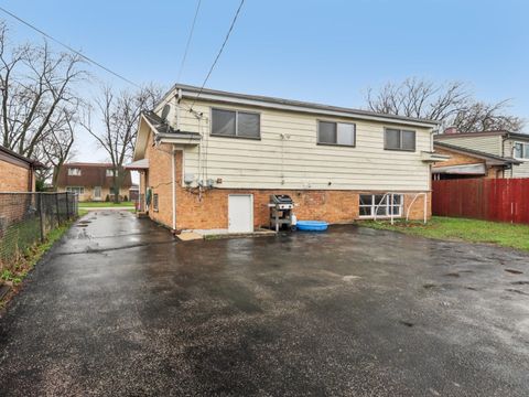 Tiny photo for 12219 S Avers Avenue, Alsip, IL 60803 (MLS # 12610729)