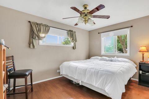 Tiny photo for 18758 W Highfield Drive, Gurnee, IL 60031 (MLS # 12456408)