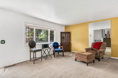 Tiny photo for 18758 W Highfield Drive, Gurnee, IL 60031 (MLS # 12456408)
