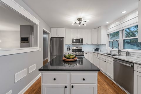 Tiny photo for 27W375 Oakwood Street, Winfield, IL 60190 (MLS # 12486132)