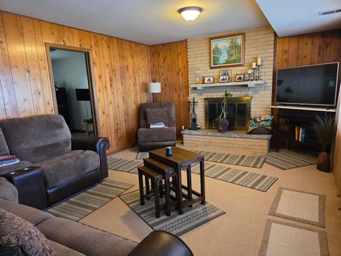 Tiny photo for 807 W Manor Court W, Glenwood, IL 60425 (MLS # 12590705)