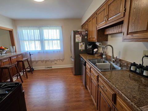 Tiny photo for 807 W Manor Court W, Glenwood, IL 60425 (MLS # 12590705)