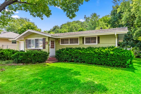 Photo of 5406 N Longwood Drive, Peoria, IL 61614 (MLS # 12712194)